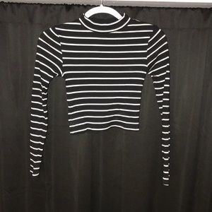 stripped cropped turtleneck